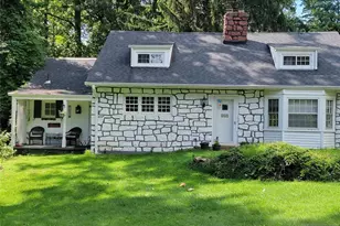 219 Werimus Rd, Woodcliff Lake, NJ 07677 - Photo 3