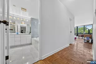 900 Palisade Ave 3D, Fort Lee, NJ 07024 - Photo 9