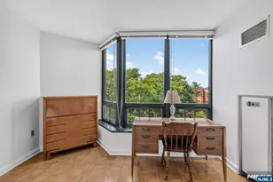 900 Palisade Ave 3D, Fort Lee, NJ 07024 - Photo 11