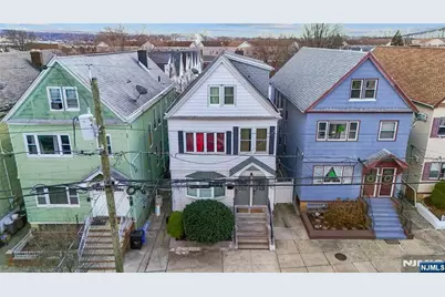 84 3rd Street, Bayonne, NJ 07002 - Photo 33