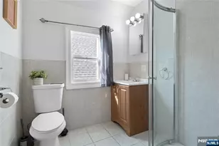 84 3rd St, Bayonne, NJ 07002 - Photo 27