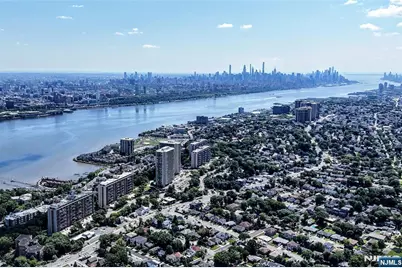3 Horizon 1002 #1002, Fort Lee, NJ 07024 - Photo 3