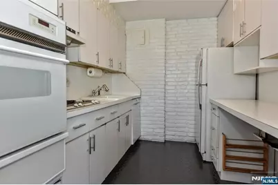 3 Horizon 1002 #1002, Fort Lee, NJ 07024 - Photo 15