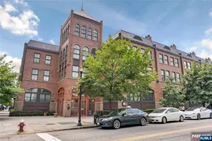 61 Grand Street 2F, Jersey City, NJ 07302 - Photo 21