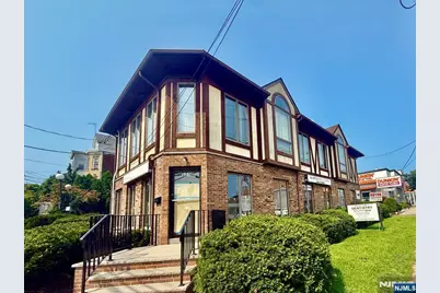 521 Van Houten Avenue 1st Floor #1st floor, Clifton, NJ 07013 - Photo 1