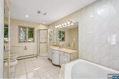 19 Brook Hollow Court, Hawthorne, NJ 07506 - Photo 29