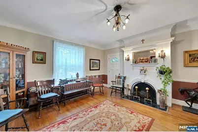 111 Grand Place, Kearny, NJ 07032 - Photo 9