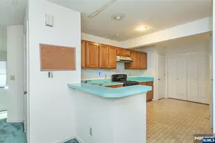 20 Collura Ln K087, Clifton, NJ 07012 - Photo 11