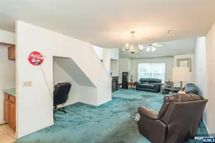 20 Collura Ln K087, Clifton, NJ 07012 - Photo 9