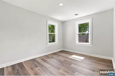 33 Mohawk Avenue, Hawthorne, NJ 07506 - Photo 31