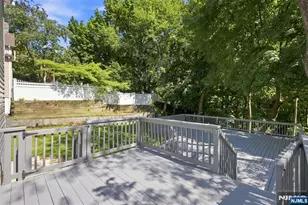 33 Mohawk Ave, Hawthorne, NJ 07506 - Photo 41