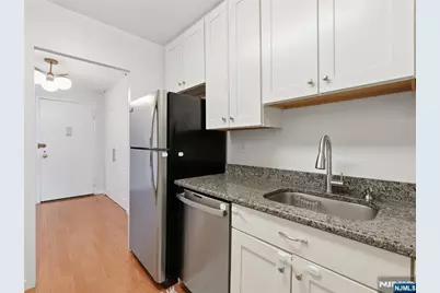 6600 Boulevard E 19H #19H, West New York, NJ 07093 - Photo 15