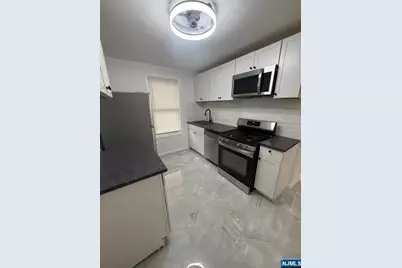 34 Fenner Avenue 2 #2, Clifton, NJ 07013 - Photo 5