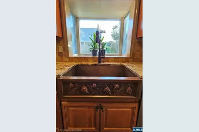 616 Hackensack Street, Carlstadt, NJ 07072 - Photo 9