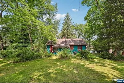 18 Nakomis Path, Lincoln Park, NJ 07035 - Photo 33