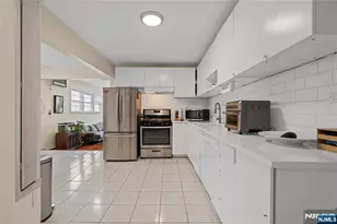 323 John St, Harrison, NJ 07029 - Photo 5