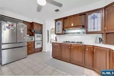 60 Ivy Place, Wayne, NJ 07470 - Photo 19