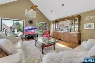 60 Ivy Pl, Wayne, NJ 07470 - Photo 21