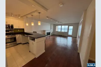 1203 River Road 17G #17G, Edgewater, NJ 07020 - Photo 3