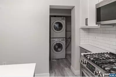 57 Glenridge Avenue 2R #2R, Montclair, NJ 07042 - Photo 3
