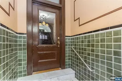 57 Glenridge Avenue 2R #2R, Montclair, NJ 07042 - Photo 13