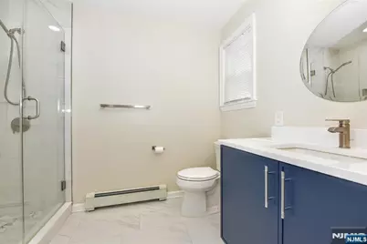 320 Monroe Avenue, Wyckoff Township, NJ 07481 - Photo 17
