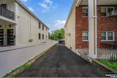 928 Belmont Avenue, Haledon, NJ 07508 - Photo 33