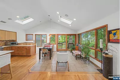 26 Cedar Street, Bergenfield, NJ 07621 - Photo 23