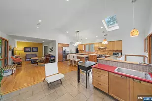 26 Cedar St, Bergenfield, NJ 07621 - Photo 25