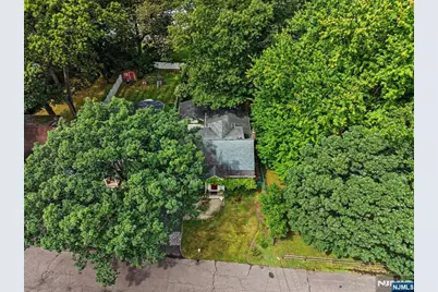 26 Cedar Street, Bergenfield, NJ 07621 - Photo 47