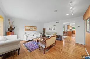 26 Cedar St, Bergenfield, NJ 07621 - Photo 3