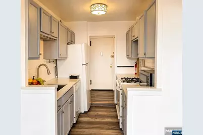 6600 Boulevard East 21J #21J, West New York, NJ 07093 - Photo 3