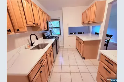 3020 Edwin Avenue 2C #2C, Fort Lee, NJ 07024 - Photo 9