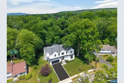 26 Collins Avenue, Closter, NJ 07624 - Photo 49