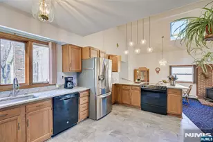 16 Sky Top Rd, Lebanon Township, NJ 07865 - Photo 21