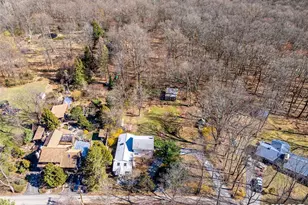 16 Sky Top Rd, Lebanon Township, NJ 07865 - Photo 9