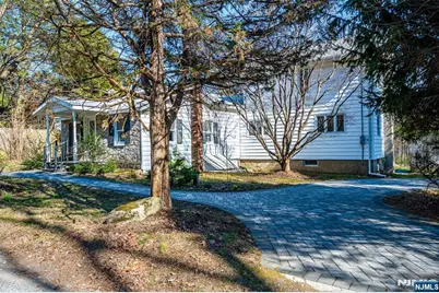 16 Sky Top Road, Lebanon Township, NJ 07865 - Photo 3