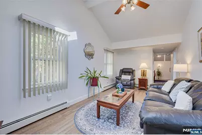16 Sky Top Road, Lebanon Township, NJ 07865 - Photo 11