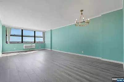 7004 Boulevard East 28C #28C, Guttenberg, NJ 07093 - Photo 3