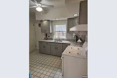 99 Bradley Avenue, Bergenfield, NJ 07621 - Photo 5