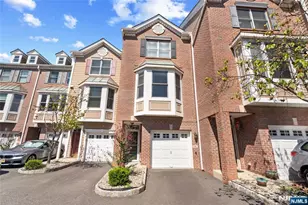 478 Buffalo Ct 478, West New York, NJ 07093 - Photo 49