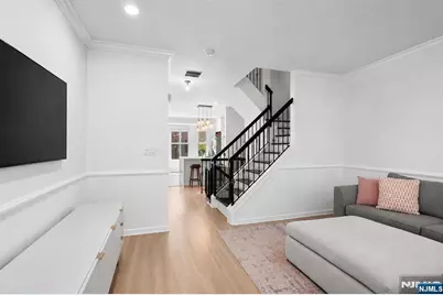 478 Buffalo Court 478 #478, West New York, NJ 07093 - Photo 9