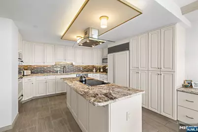 900 Palisade Avenue 6G #6G, Fort Lee, NJ 07024 - Photo 17