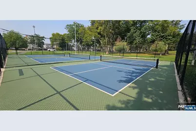 8800 Boulevard East 8M #8M, North Bergen, NJ 07047 - Photo 35
