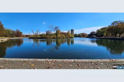 8800 Boulevard East 8M #8M, North Bergen, NJ 07047 - Photo 31