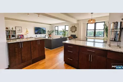 8800 Boulevard East 8M #8M, North Bergen, NJ 07047 - Photo 13