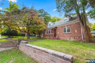 558 Broad Ave, Leonia, NJ 07605 - Photo 25