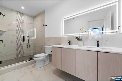 223 Main Street A #A, Fort Lee, NJ 07024 - Photo 9
