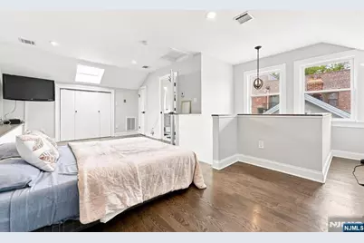 64 Montague Place C0002 #C0002, Montclair, NJ 07042 - Photo 11