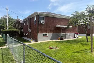 100 Crescent Ave, Cliffside Park, NJ 07010 - Photo 3